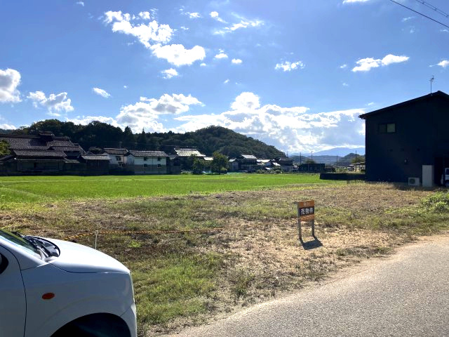 森尾　売土地　111.92坪の外観|広々とした土地で南側が田んぼなので日当たり良好です。