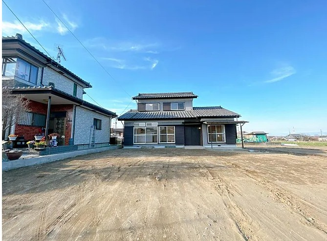 藤岡市浄法寺　中古1049の前面道路含む現地写真