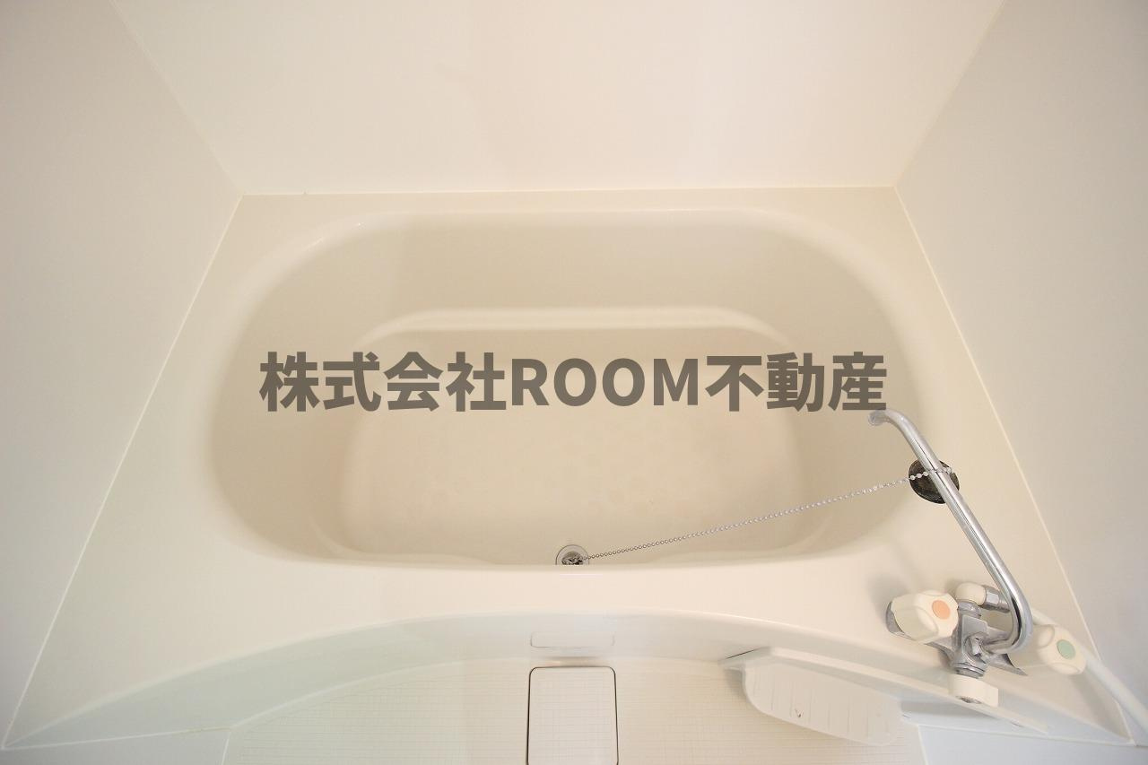 ラパン郡元の浴室|コンパクトで使いやすいお風呂です