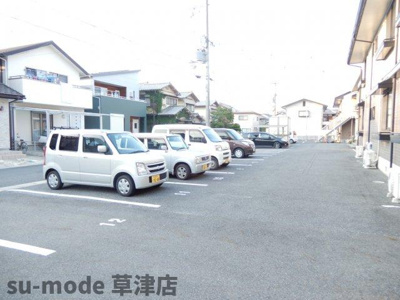 【駐車場】 | ヌーヴェルシャトーⅢ