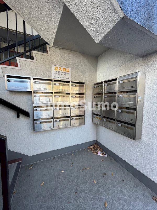 神戸市灘区一王山町の賃貸マンションのロビー