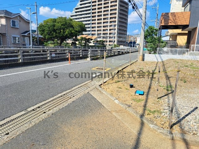 ◎茅ヶ崎市中島　建築条件無し　売地　２区画の前面道路含む現地写真|前面道路の様子です◇