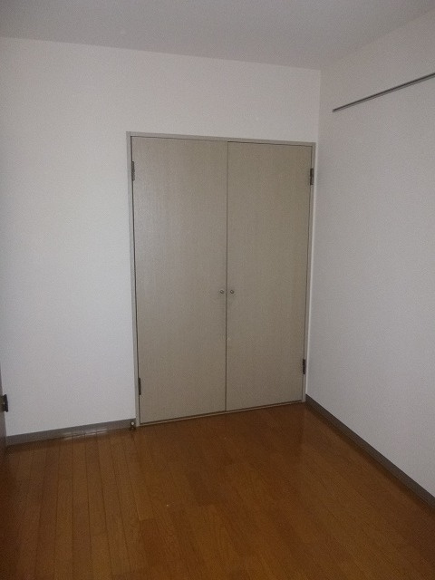 パレススクエア港南台の子供部屋