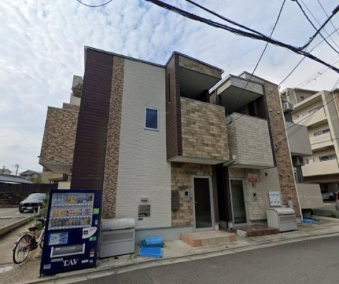 アルカンシェル岸部中の外観