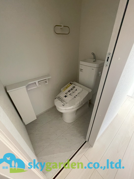 藤沢市辻堂太平台　新築戸建　全3棟3号棟のトイレ