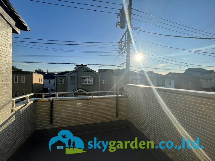 藤沢市辻堂太平台　新築戸建　全3棟3号棟のバルコニー