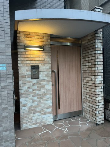 Tマークコートのエントランス