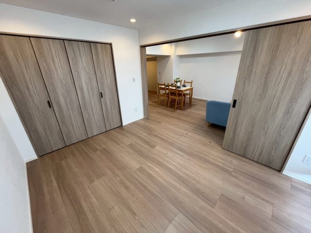 シンフォニアガーデン福井の洋室