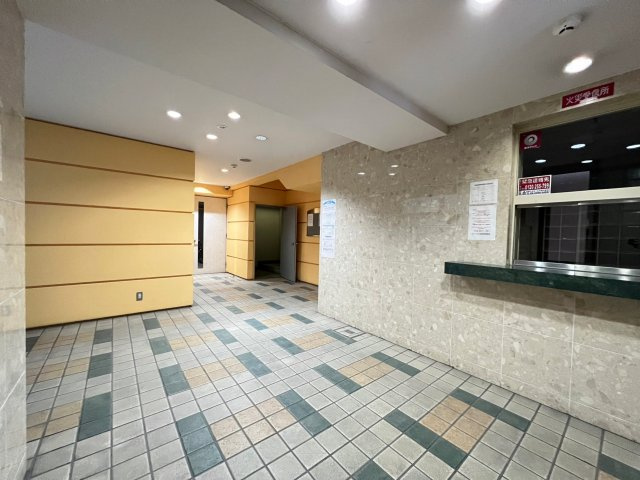 エイペックス松屋町ヴァンデュールのロビー