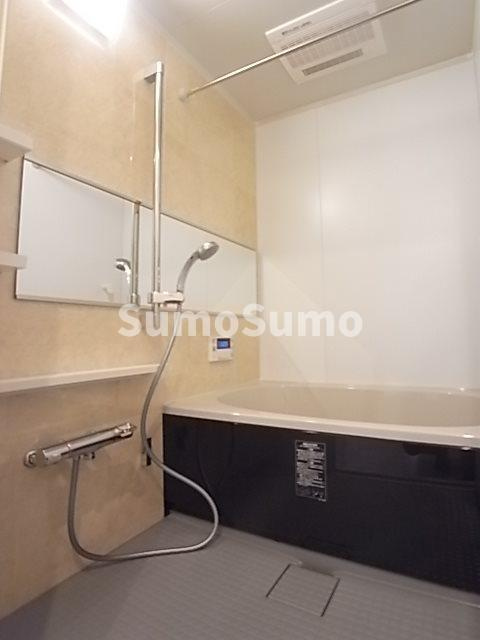 キャメロンプレイス中山手通の浴室