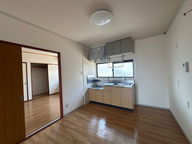 ティファニー21　A棟の居間・リビング