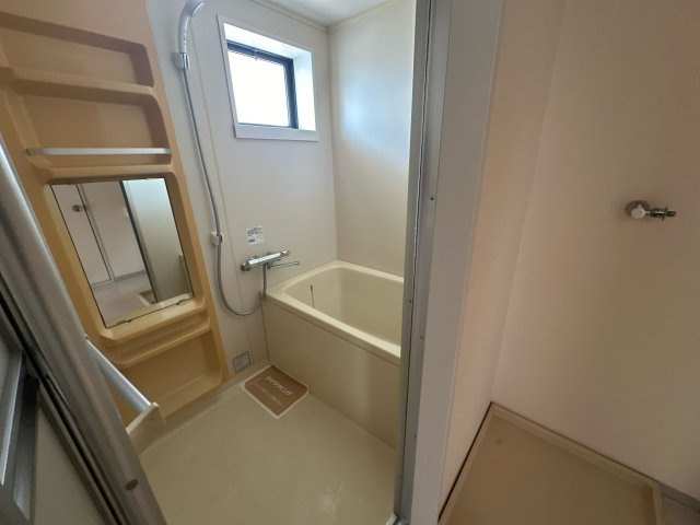 ティファニー21　A棟の浴室