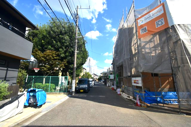 高井戸東1丁目・新築戸建・1号棟の前面道路含む現地写真