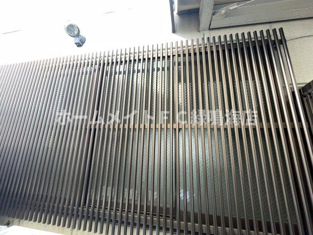 中川好本貸工場の外観|敷地内　工場裏