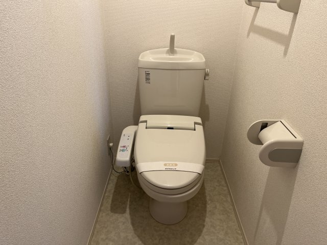 メゾン　ウイングのトイレ
