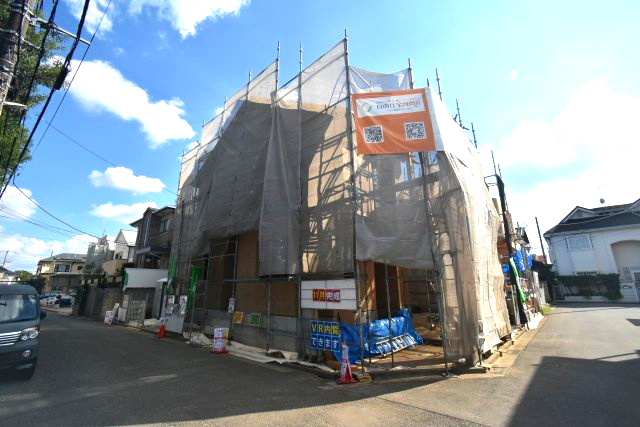 高井戸東1丁目・新築戸建・4号棟の前面道路含む現地写真