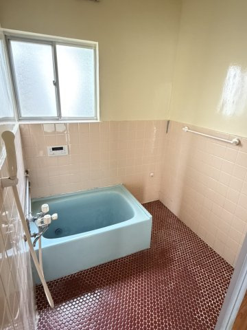 遠藤戸建の浴室