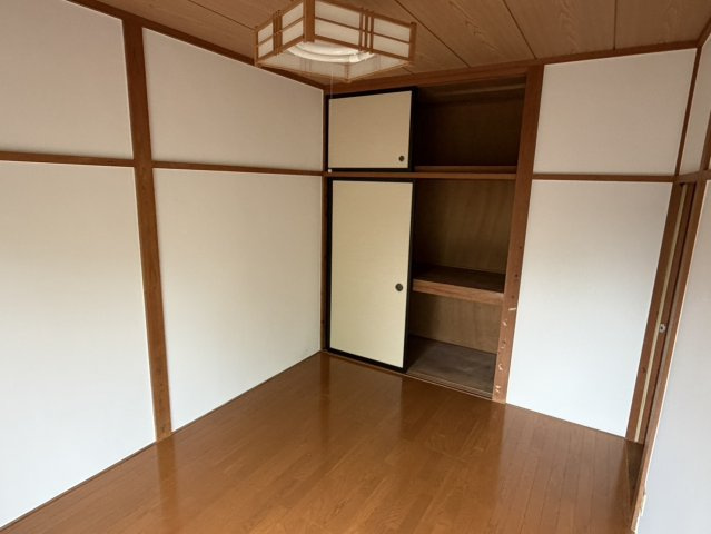遠藤戸建の洋室