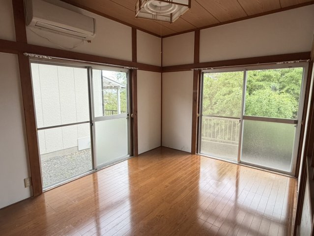 遠藤戸建の洋室