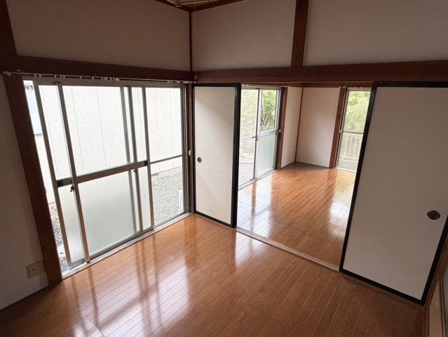 遠藤戸建の洋室