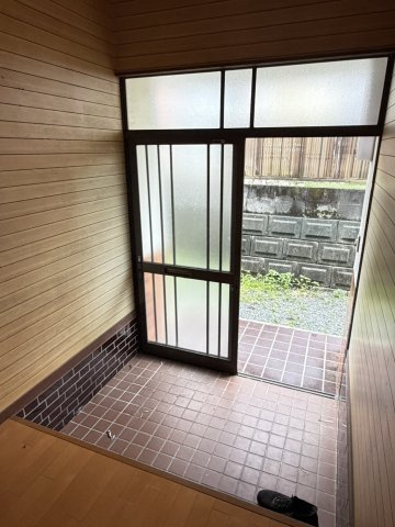 遠藤戸建の玄関