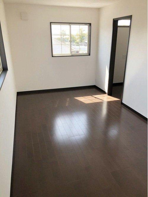 飯山町下法軍寺　中古戸建のその他|洋室