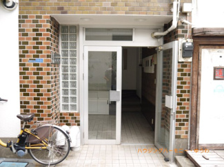 【エントランス】