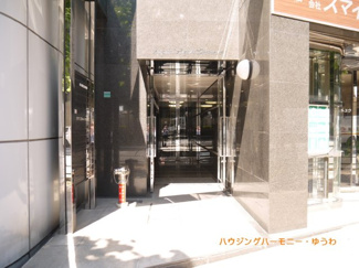 【エントランス】