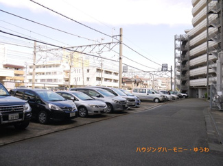 【駐車場】
