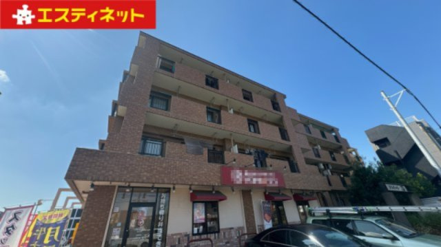 プライマリー三大の外観