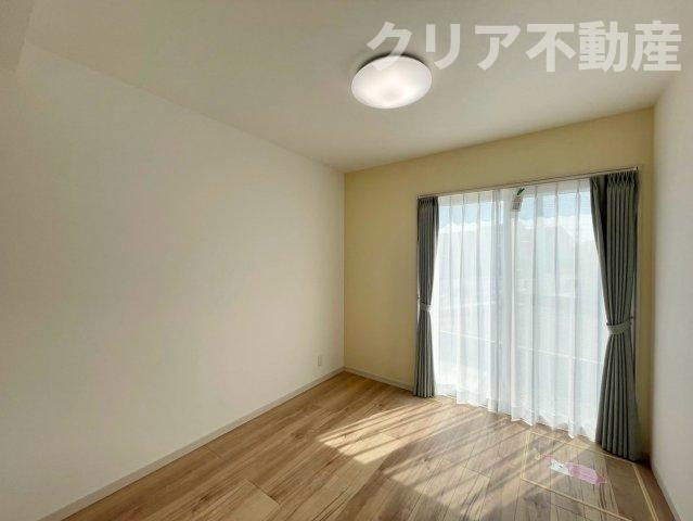 【洋室】 | 高崎市筑縄町　3号棟
