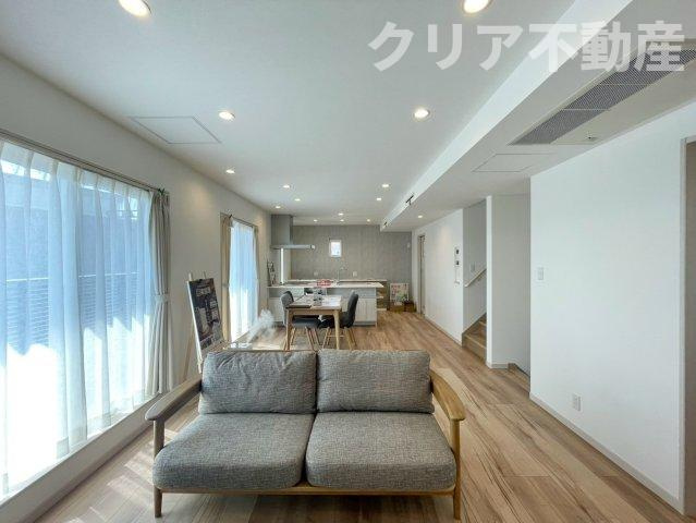 【居間・リビング】 | 高崎市筑縄町　3号棟