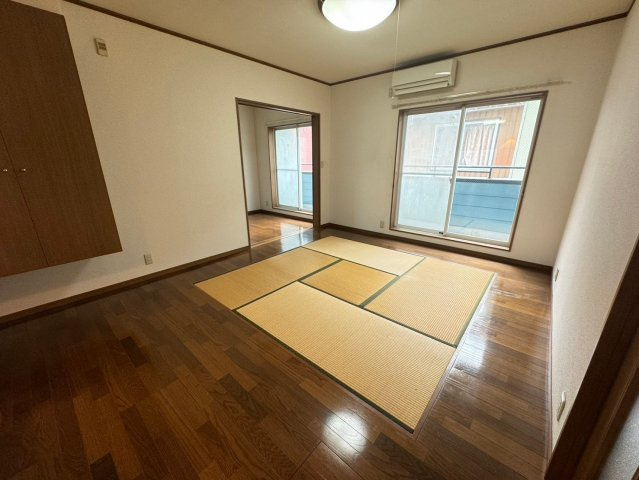 コーポブルーメの居間・リビング