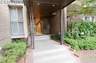 朝日プラザ芦屋山手1番館のエントランス