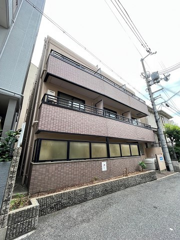 マックス甲東園の外観