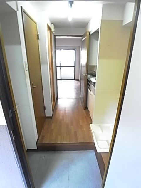 マックス甲東園の玄関