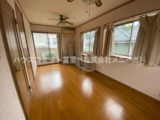 希望ヶ丘　中古戸建の洋室