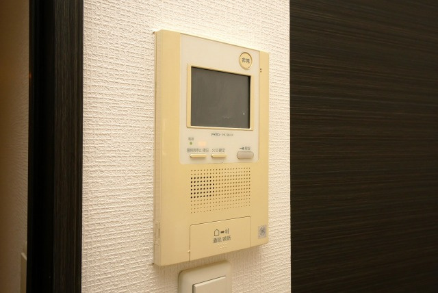 大阪市浪速区桜川４丁目の賃貸マンションのセキュリティ