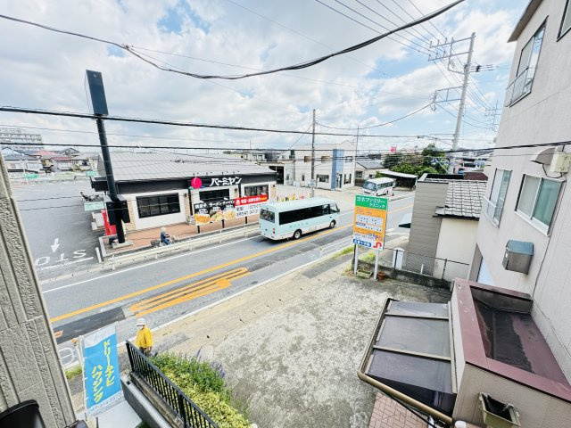 松戸市五香３丁目新築戸建【高木第二小学校：4分】の展望|バルコニーより道路側眺望