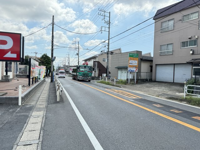 松戸市五香３丁目新築戸建【高木第二小学校：4分】の前面道路含む現地写真|北側前面道路