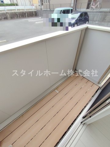 豊橋市小浜町のアパートのバルコニー