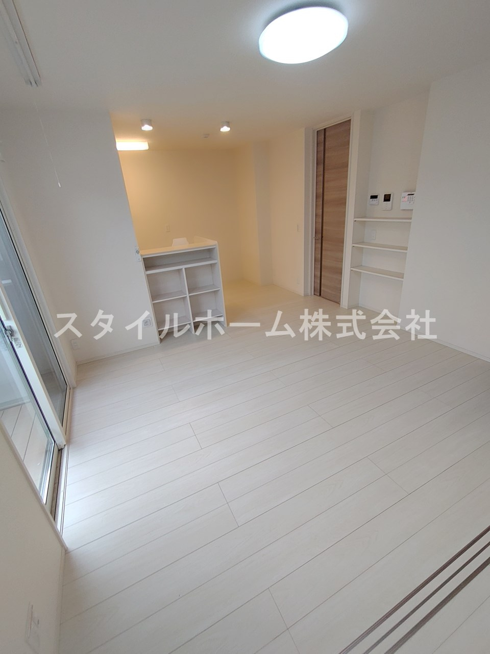 豊橋市小浜町のアパートの居間・リビング