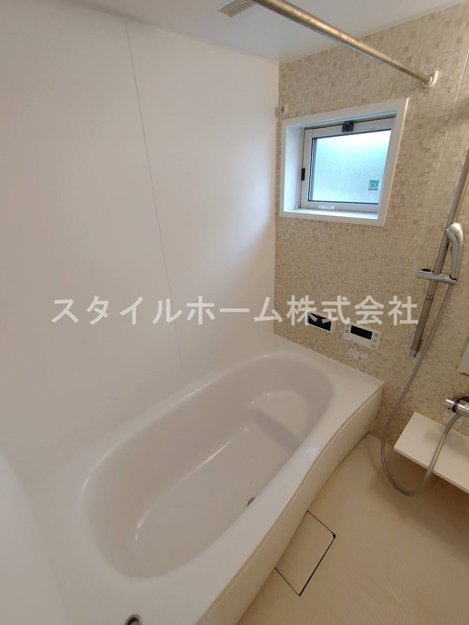 豊橋市小浜町のアパートの浴室