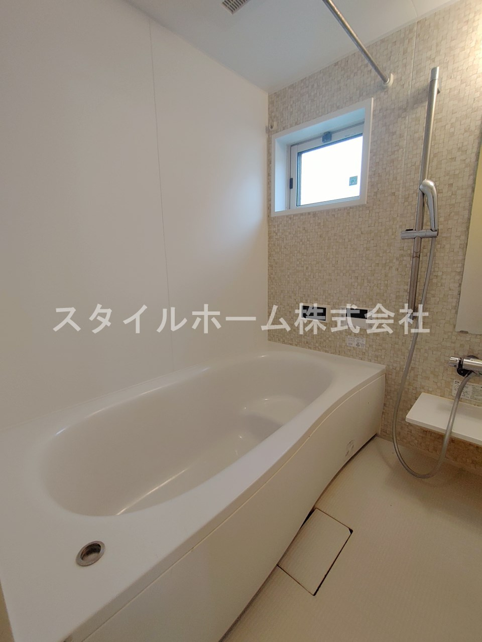 豊橋市小浜町のアパートの浴室