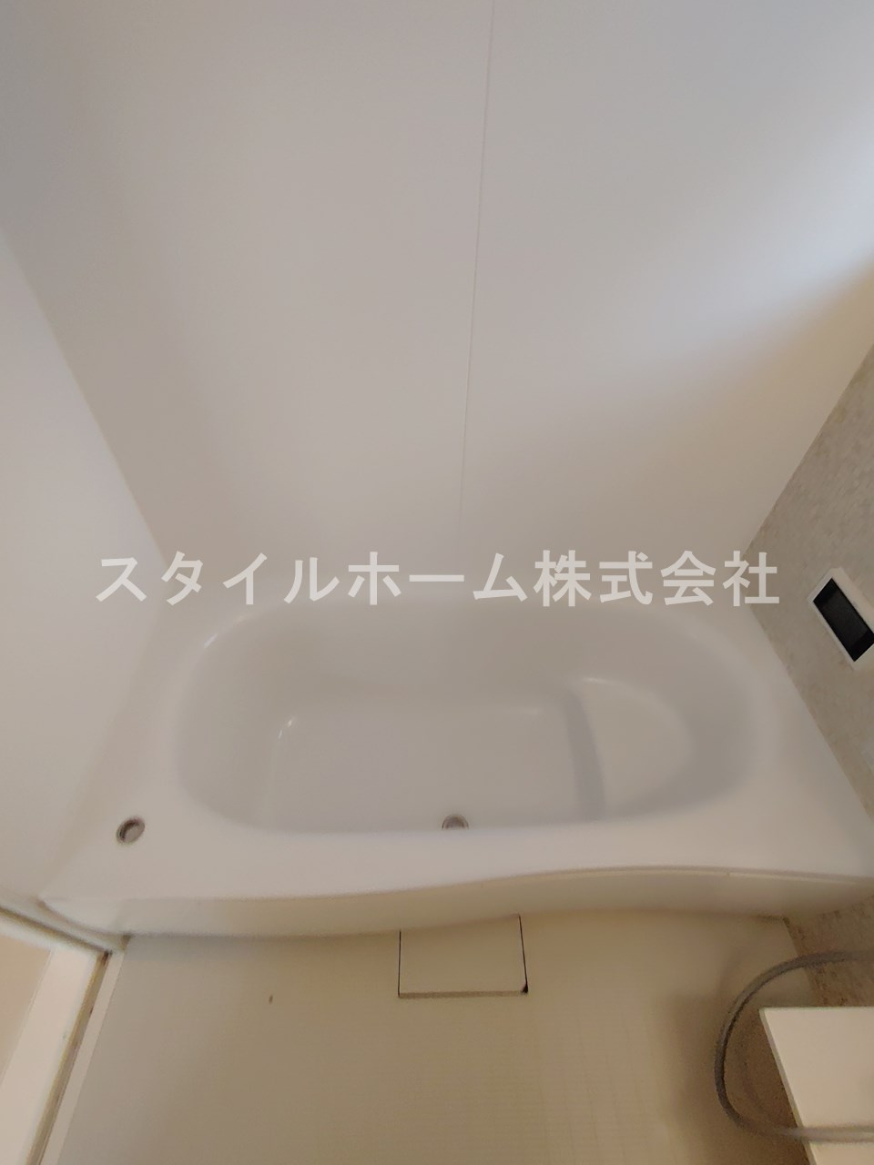 豊橋市小浜町のアパートの浴室
