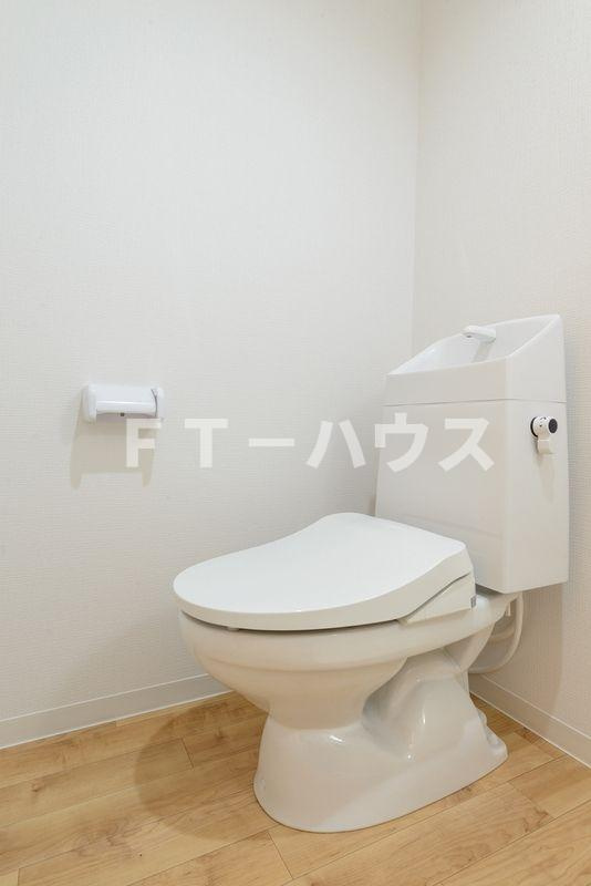 メゾンドアルクのトイレ