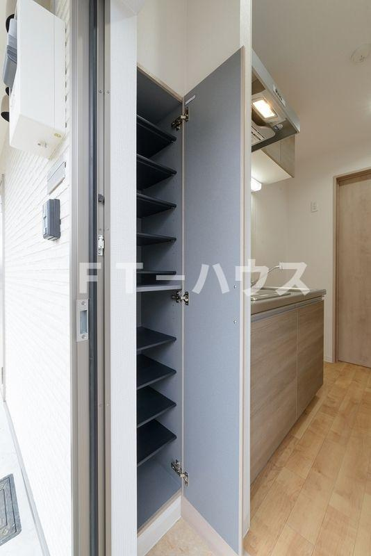 メゾンドアルクの収納