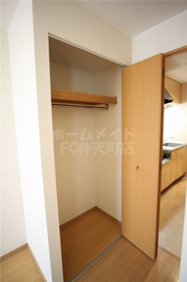 【収納】 | ボンジュール西九条 | こまごまとしたものを収納できそうですね