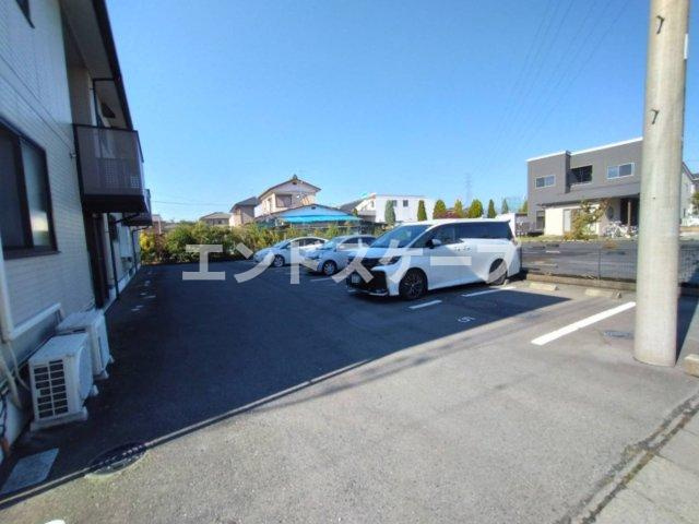 プルニエＫの駐車場|高崎、前橋エリアのお部屋探しはエンドスケープまで！お客様の理想お聞かせ下さい♪