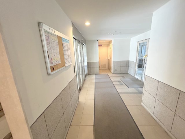 生駒東松ヶ丘アーバンコンフォートのロビー